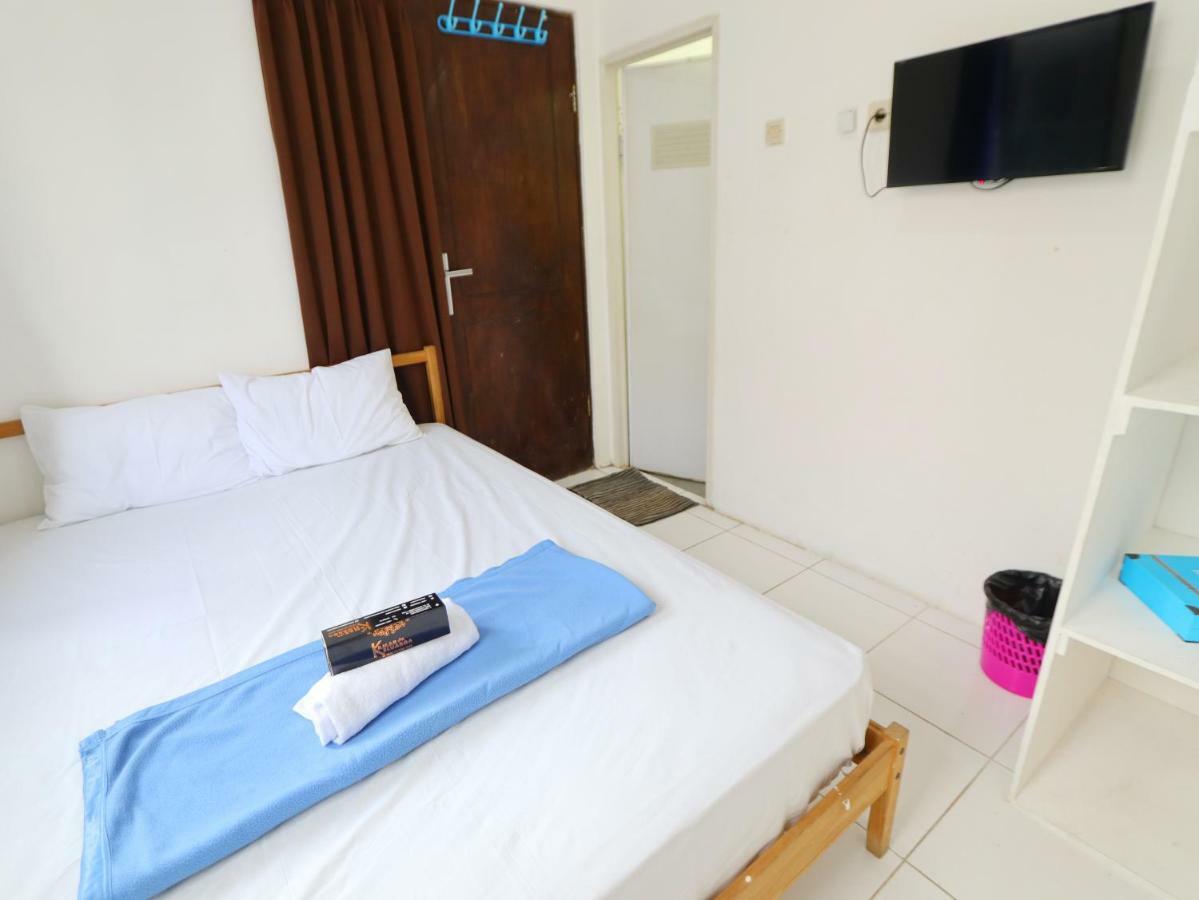 Kamar Keluarga Kalideres Jakarta Eksteriør billede